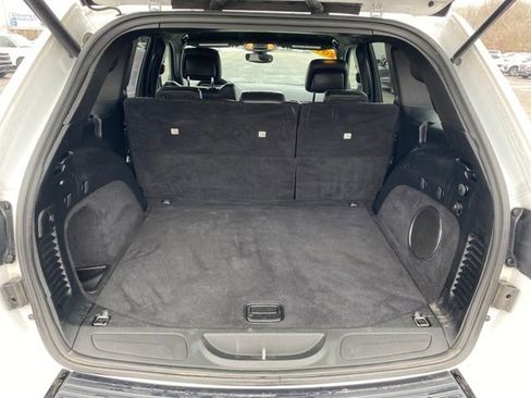 Used 2018 Jeep Grand Cherokee Altitude image 21