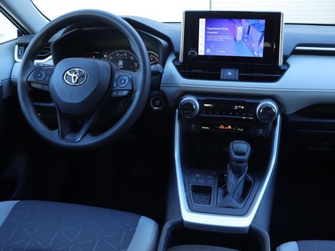Used 2023 Toyota RAV4 XLE image 28