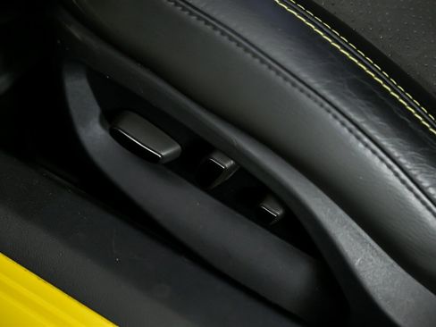 Used 2016 Chevrolet Corvette Z06 w/ C7.r Special Edition RWD image 25