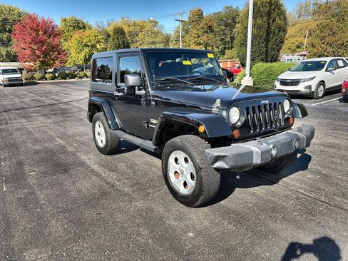 Used 2013 Jeep Wrangler Sahara w/ Dual Top Group image 2