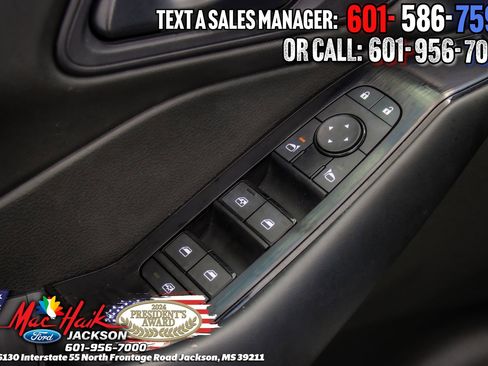 Used 2024 Nissan Rogue S AWD/4WD image 12