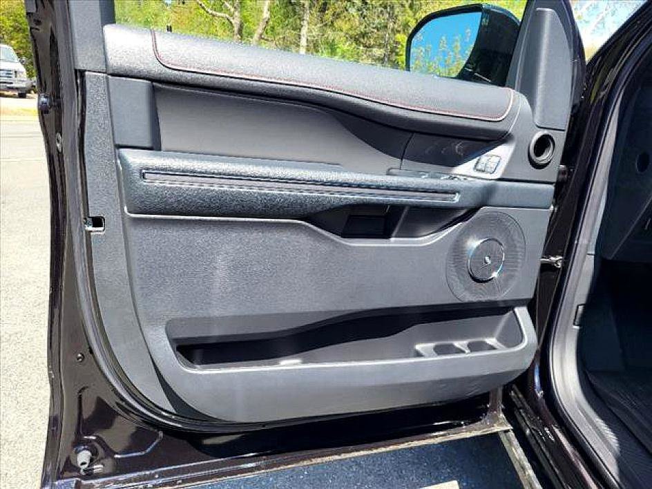 New 2024 Ford Expedition Limited RWD image 10