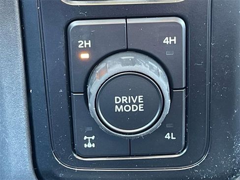 New 2026 Ford F250 XLT w/ XLT Premium Package image 31