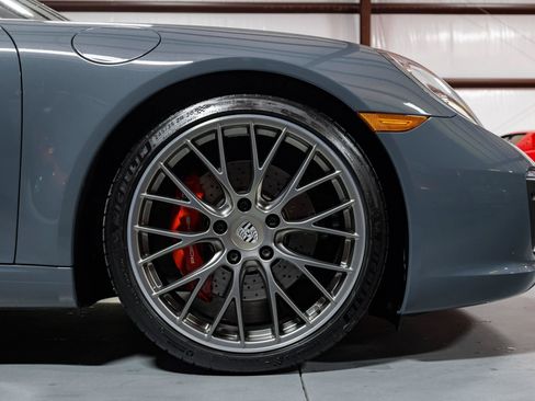 Used 2017 Porsche 911 Carrera S RWD image 26
