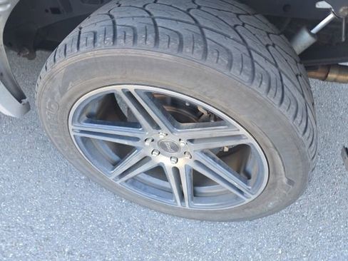 Used 2019 Ford F150 Platinum image 7