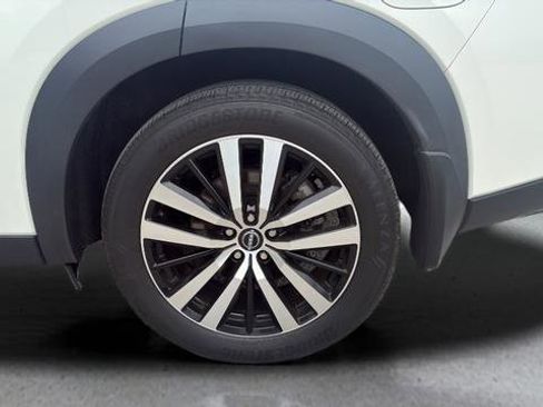 Used 2023 Nissan Pathfinder Platinum w/ Cargo Package AWD/4WD image 36