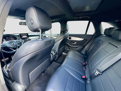 Used 2019 Mercedes-Benz GLC 300 GLC 300 image 26