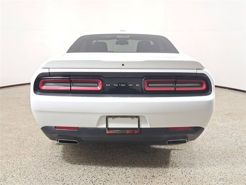 Used 2015 Dodge Challenger SXT Plus w/ Sound Group II image 7