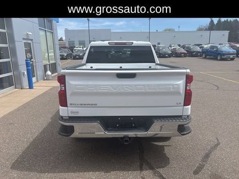 Used 2023 Chevrolet Silverado 1500 LT AWD/4WD image 8