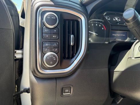 Used 2022 GMC Sierra 1500 Elevation AWD/4WD image 25
