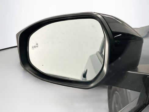 Used 2024 Toyota Prius LE image 16