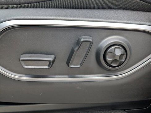 New 2026 Jeep Grand Wagoneer 2WD image 21