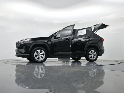 Used 2025 Toyota RAV4 LE FWD image 53