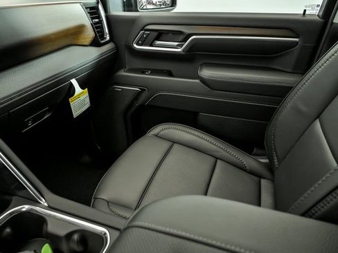 New 2026 GMC Sierra 2500 Denali w/ Denali Reserve Package image 19