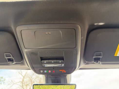 New 2026 GMC Terrain Elevation w/ Elevation Premium Package image 23