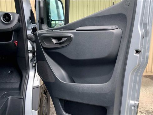 New 2025 Mercedes-Benz Sprinter 2500 image 10