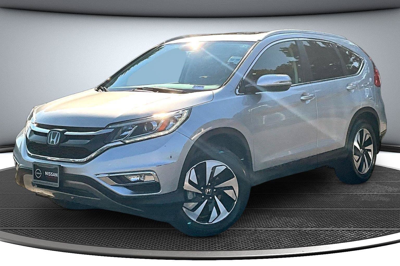 Used 2016 Honda CR-V Touring image 4