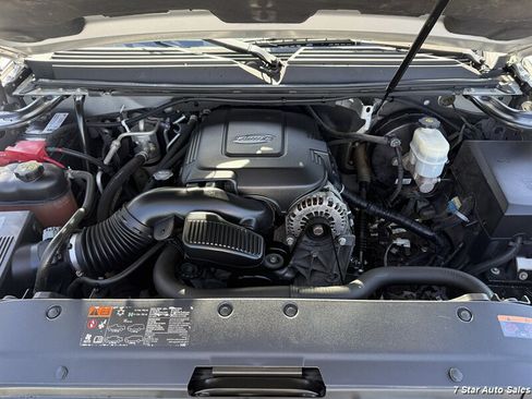 Used 2011 GMC Yukon Denali AWD/4WD image 26