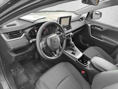 Used 2025 Toyota RAV4 XLE image 11