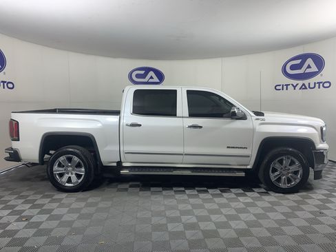 Used 2018 GMC Sierra 1500 SLT AWD/4WD image 2