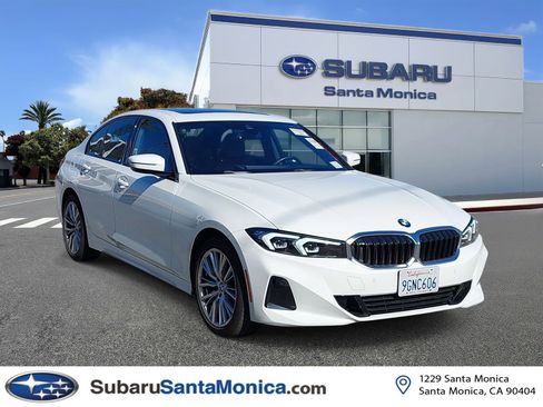 Used 2023 BMW 330i Sedan image 1