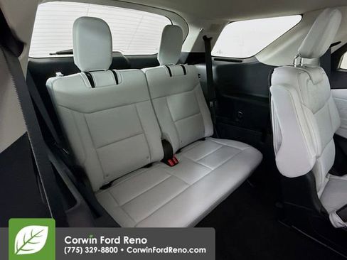 New 2026 Ford Explorer Platinum w/ LUX Leather Package AWD/4WD image 31