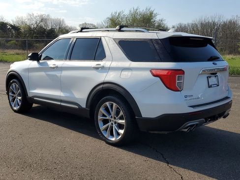 Used 2021 Ford Explorer Platinum AWD/4WD image 4