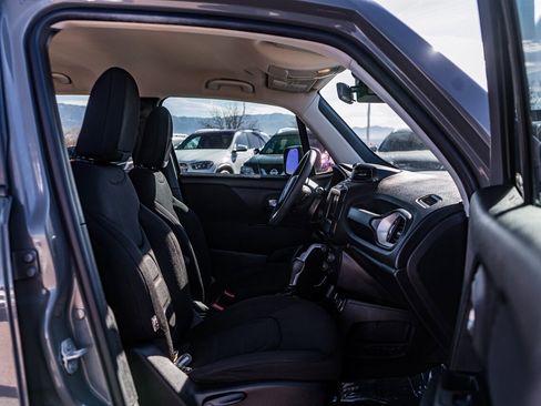 Used 2020 Jeep Renegade Latitude image 39