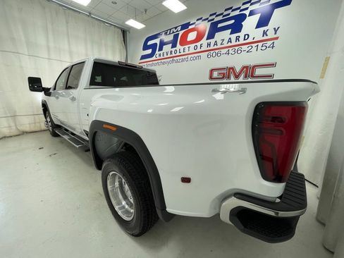 New 2026 GMC Sierra 3500 SLT w/ SLT Convenience Package AWD/4WD image 7