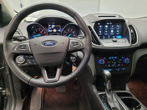 Used 2017 Ford Escape SE w/ SE Leather Comfort Package image 22