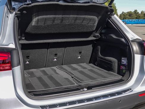 Certified 2025 Mercedes-Benz GLA 250 image 26