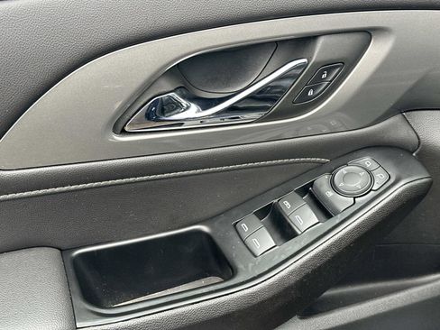 Certified 2023 Chevrolet Traverse LT image 16