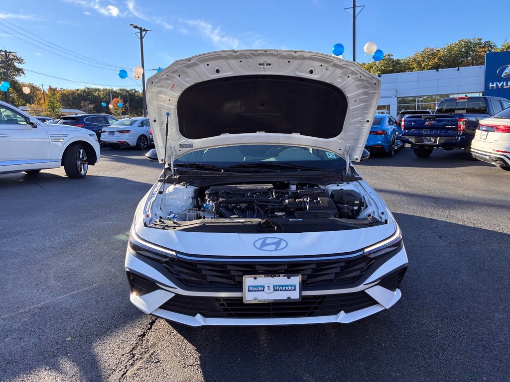Used 2026 Hyundai Elantra Sport FWD image 10