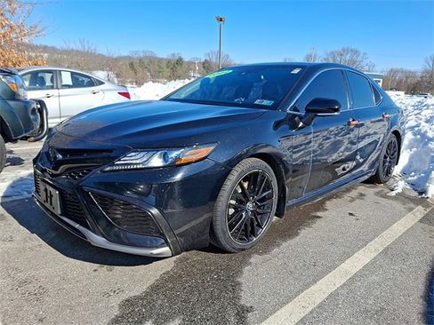 Certified 2022 Toyota Camry XSE image 2