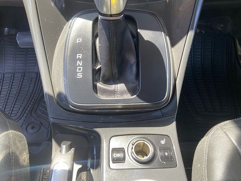 Used 2015 Ford Escape Titanium AWD/4WD image 14