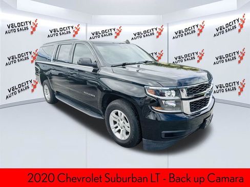 Used 2020 Chevrolet Suburban LT image 1
