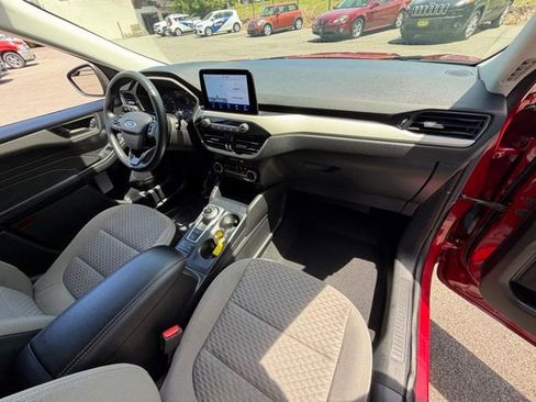 Used 2022 Ford Escape SE w/ Convenience Package FWD image 26