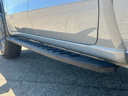 Used 2024 GMC Sierra 1500 AT4X AWD/4WD image 19