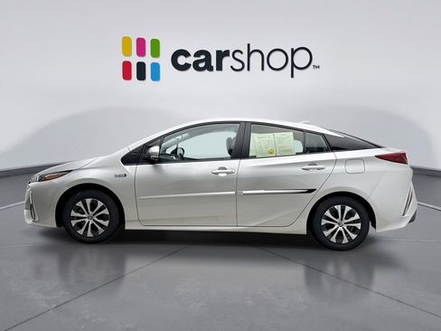 Used 2021 Toyota Prius Prime XLE w/ Carpet Mat Package (TMS) image 2