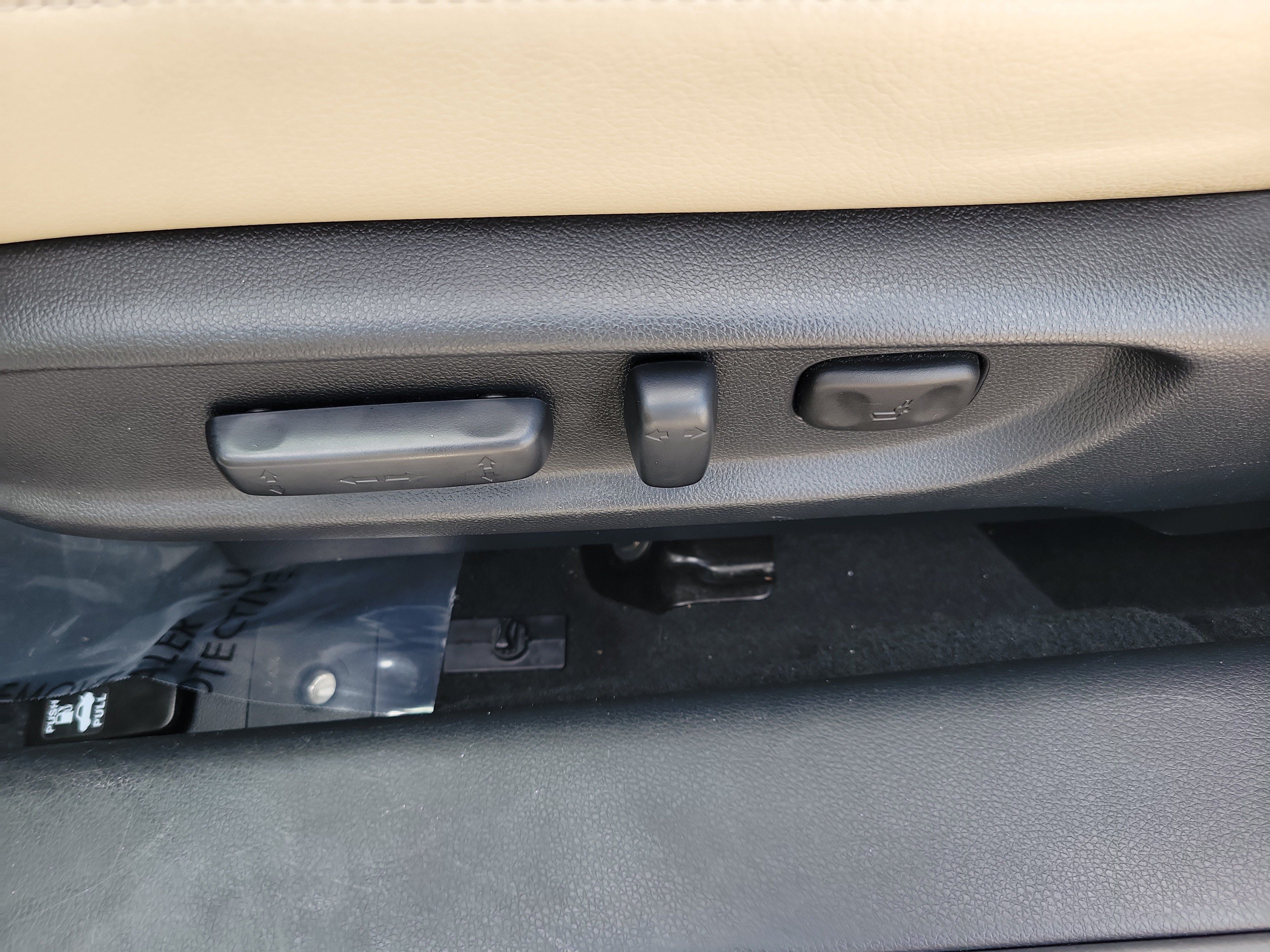 Used 2016 Honda Accord Touring image 23