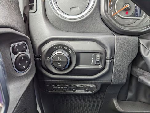 New 2026 Jeep Gladiator Sport image 50