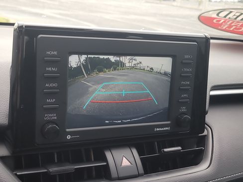 Certified 2022 Toyota RAV4 XLE w/ Convenience Package FWD image 26