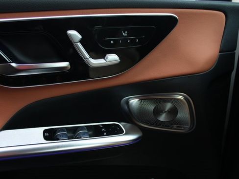 New 2025 Mercedes-Benz GLC 350e 4MATIC image 24