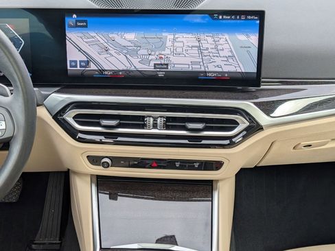 Certified 2024 BMW 330i 330i w/ Premium Package image 27