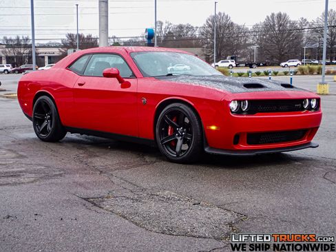 Used 2022 Dodge Challenger SRT Hellcat Redeye image 1