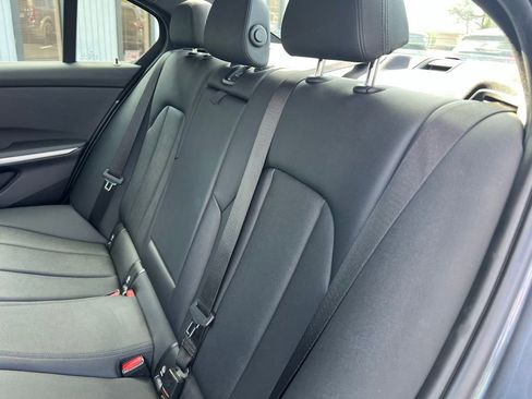 Used 2020 BMW 330i Sedan w/ Driving Assistance Package RWD image 19