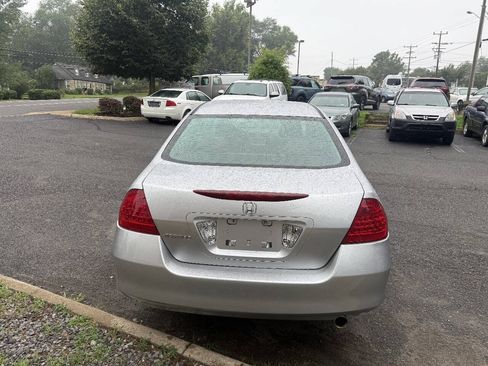 Used 2006 Honda Accord VP image 6