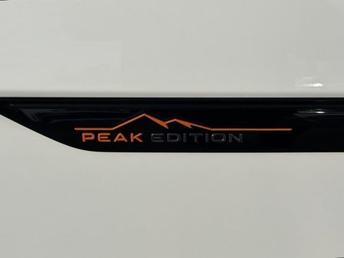 Used 2024 Volkswagen Atlas Peak Edition SE image 20