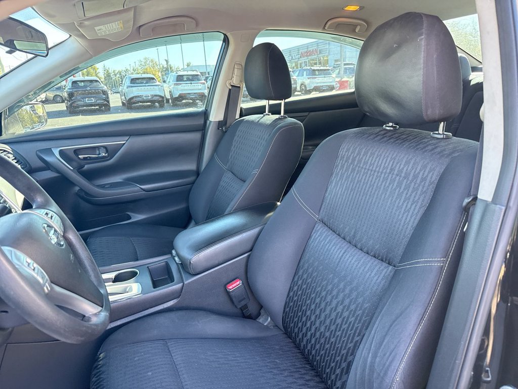 Used 2017 Nissan Altima 2.5 S w/ Power Driver Seat Package FWD image 11