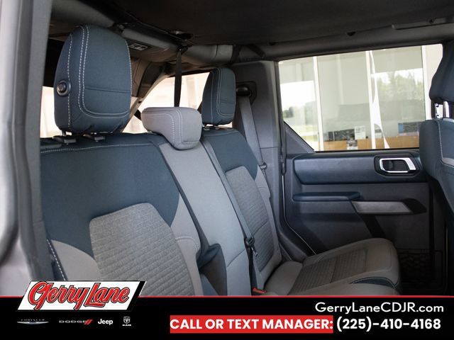 Used 2022 Ford Bronco Outer Banks AWD/4WD image 16